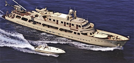 chanel-yacht